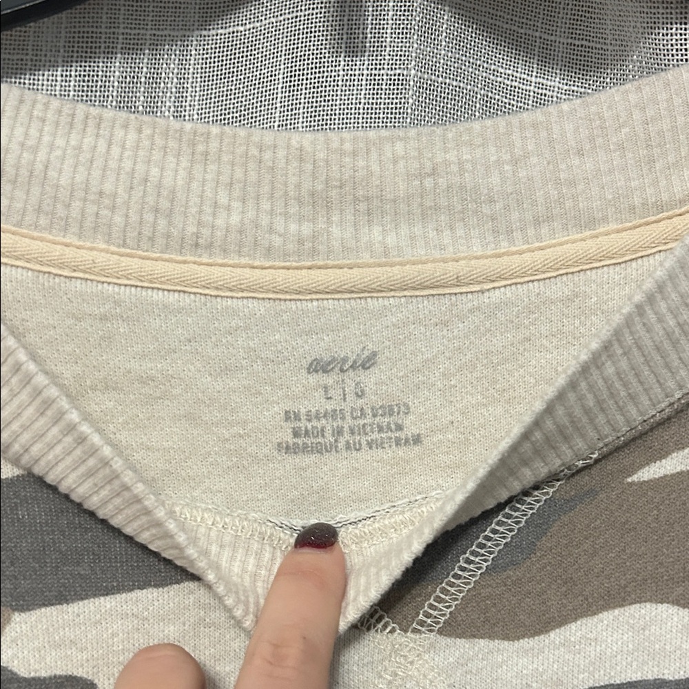 Aerie Camo Sweatshirt - Gray and Brown - Picture 4 of 5
